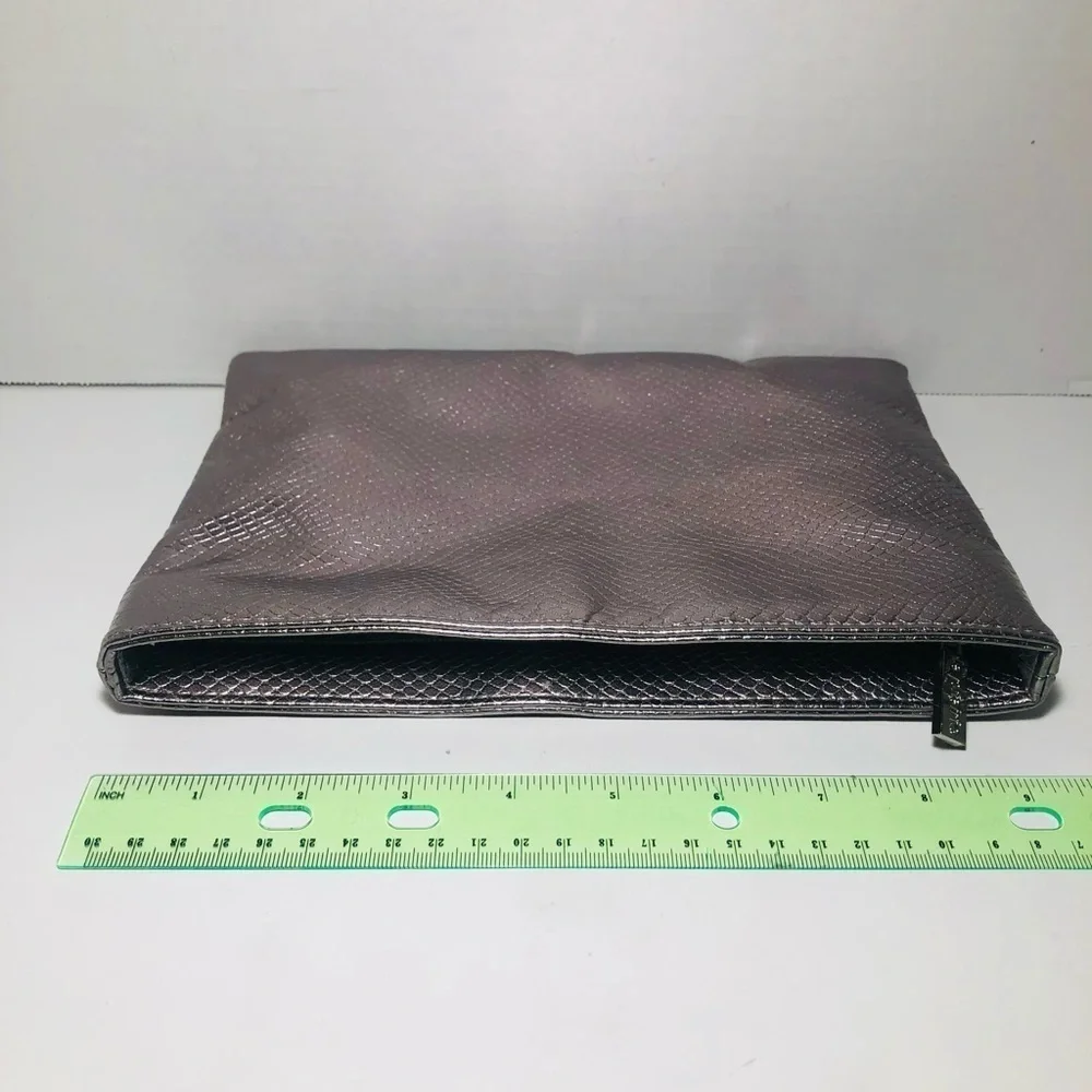 La Prarie Silver Makeup Bag Excellent Condition